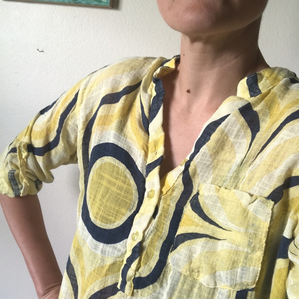 Charlie B yellow light tunic collarless size L - Picture 7 of 10